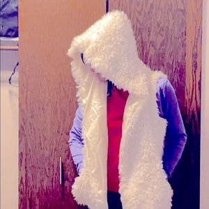 Faux fur white hooded vest